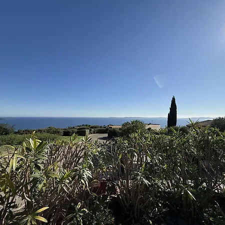 Maison Vue Mer- Parking 빌라 *