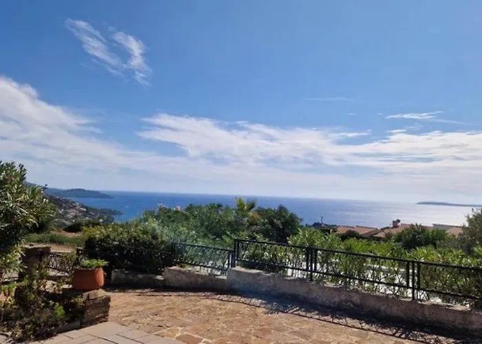 Maison Vue Mer- Parking * Le Lavandou